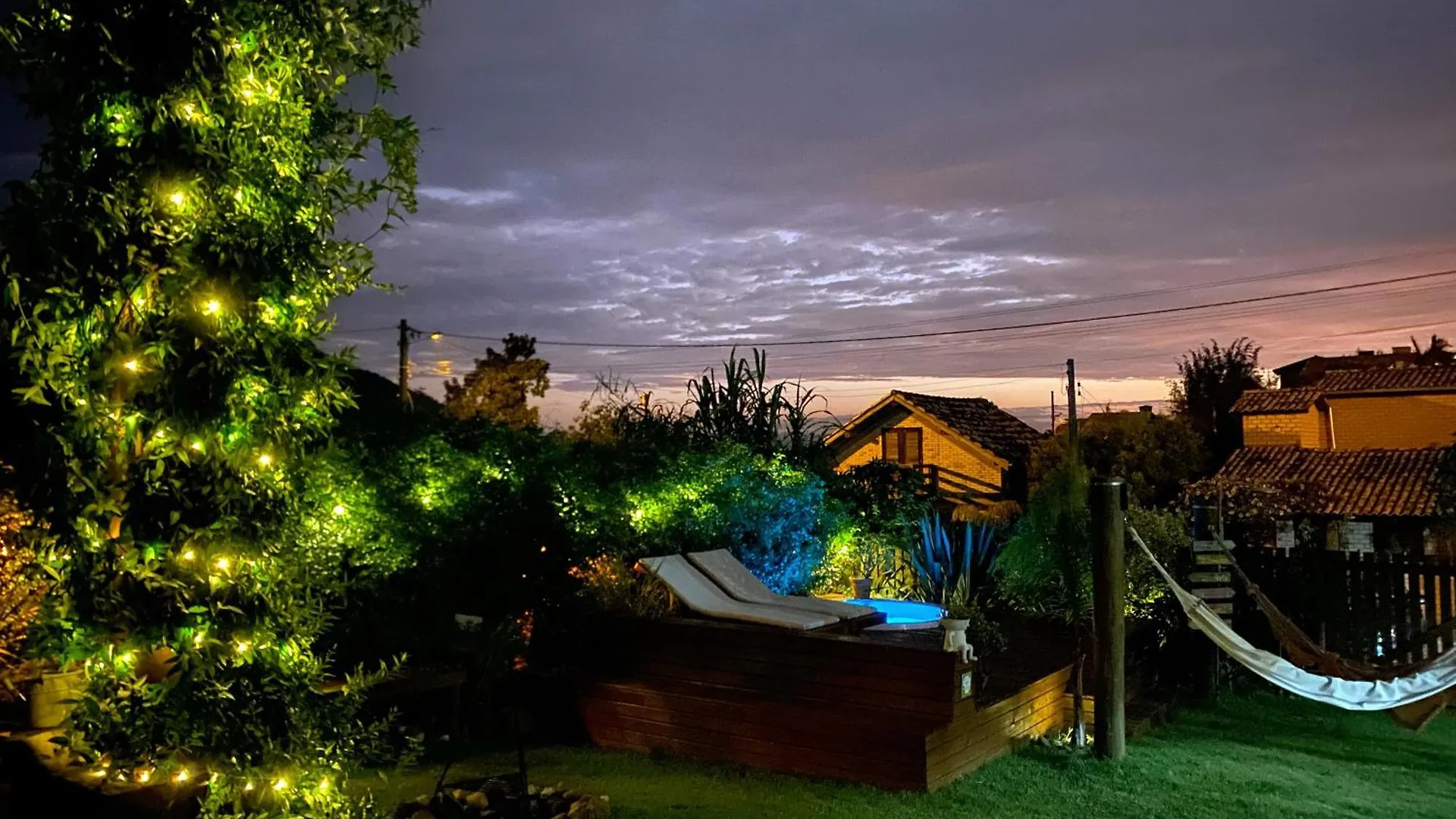 Casa de hóspedes Kanaloa Vibe Stay Praia do Rosa